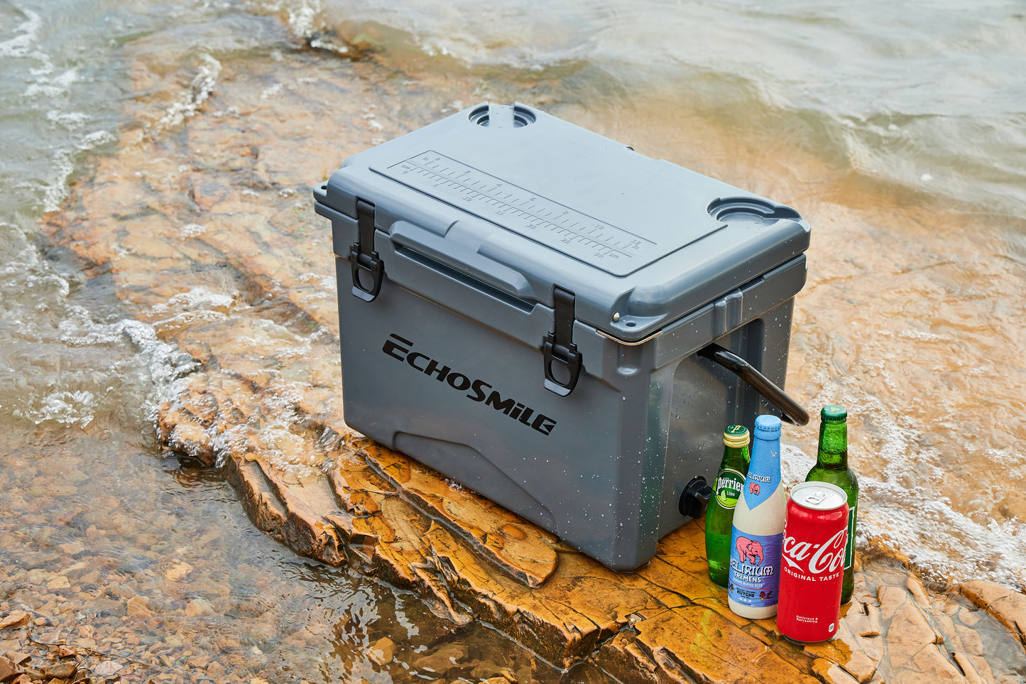 EchoSmile 25 qt. Rotomolded Cooler