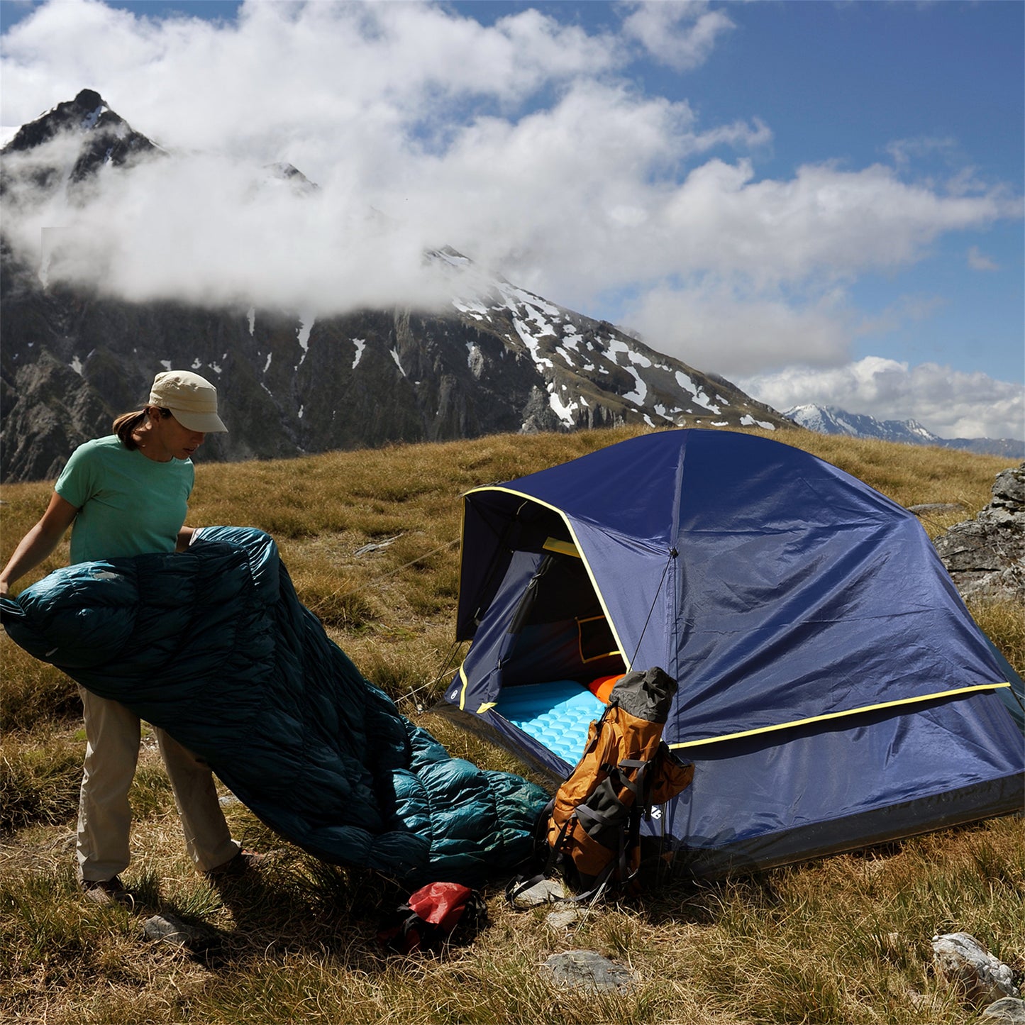 EchoSmile 2-Person Nylon Dome Tent