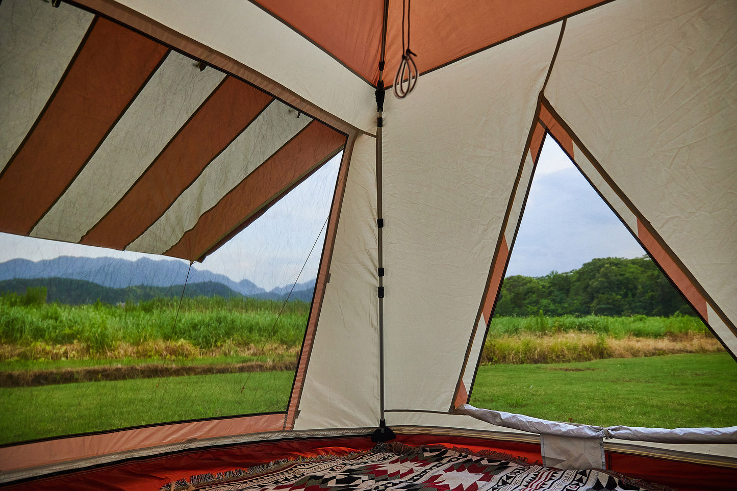 EchoSmile 5-Person Red and White Pop Up Camping Tent